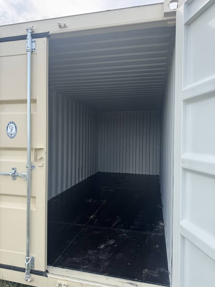 20' Standard One Trip container, beige, interior example 1